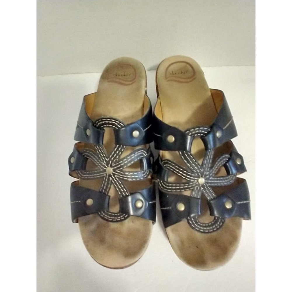 Dansko wedge sandal slides flower cutout Size 40